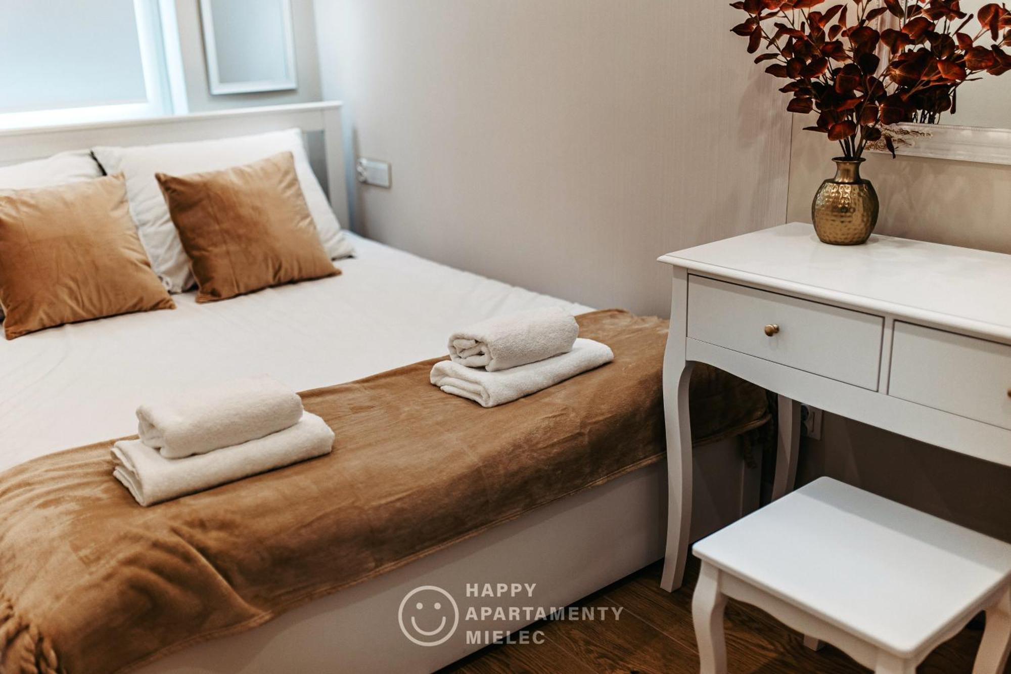 Happy Gold - Apartamentyhappy Pl Mielec Exteriér fotografie
